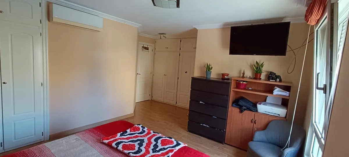 05ae206f-6ac7-4a39-a337-19eccd10e8d8