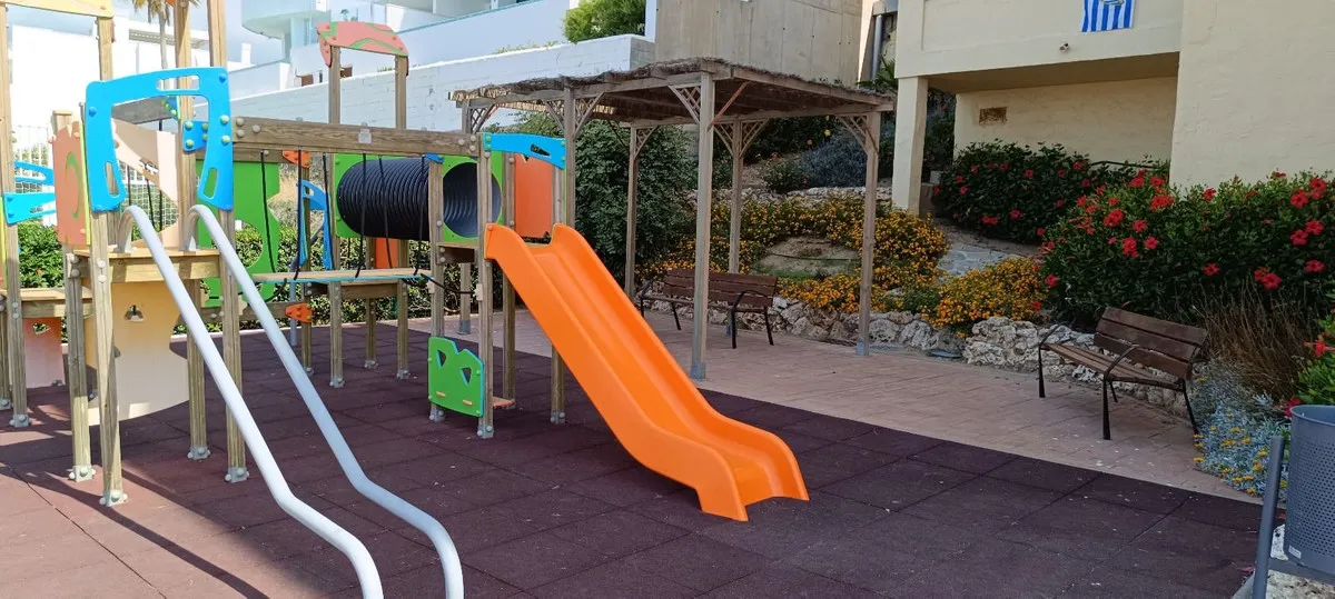 4d9be2b4-ac80-46a6-aa89-c233ed1a64f7