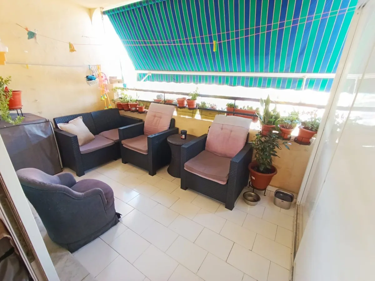 c9f799f6-57a8-49a5-b1e4-5dcb439b8af6