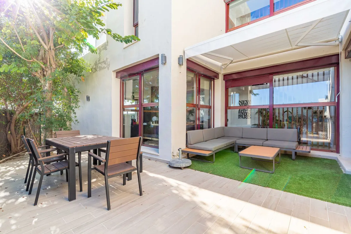 1647d32a-4b11-4503-9f75-f4690efa9392