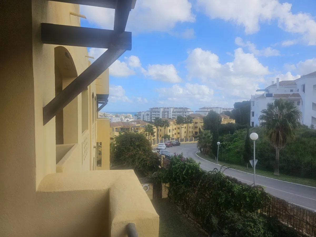 41e409f4-3341-4f3a-8f58-6c05376f7486