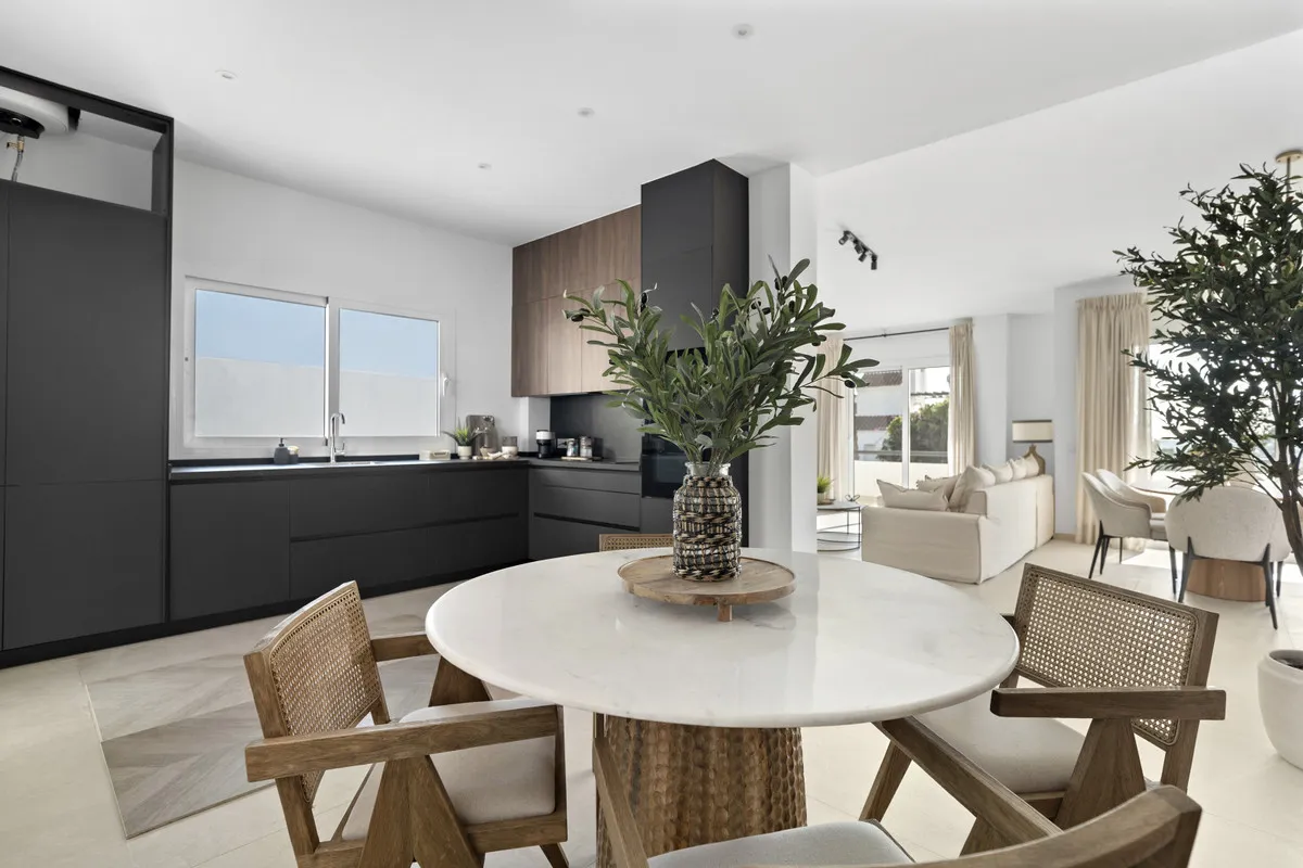 97ec1f2f-63b9-4143-b9bc-ae23ee3d4f1d