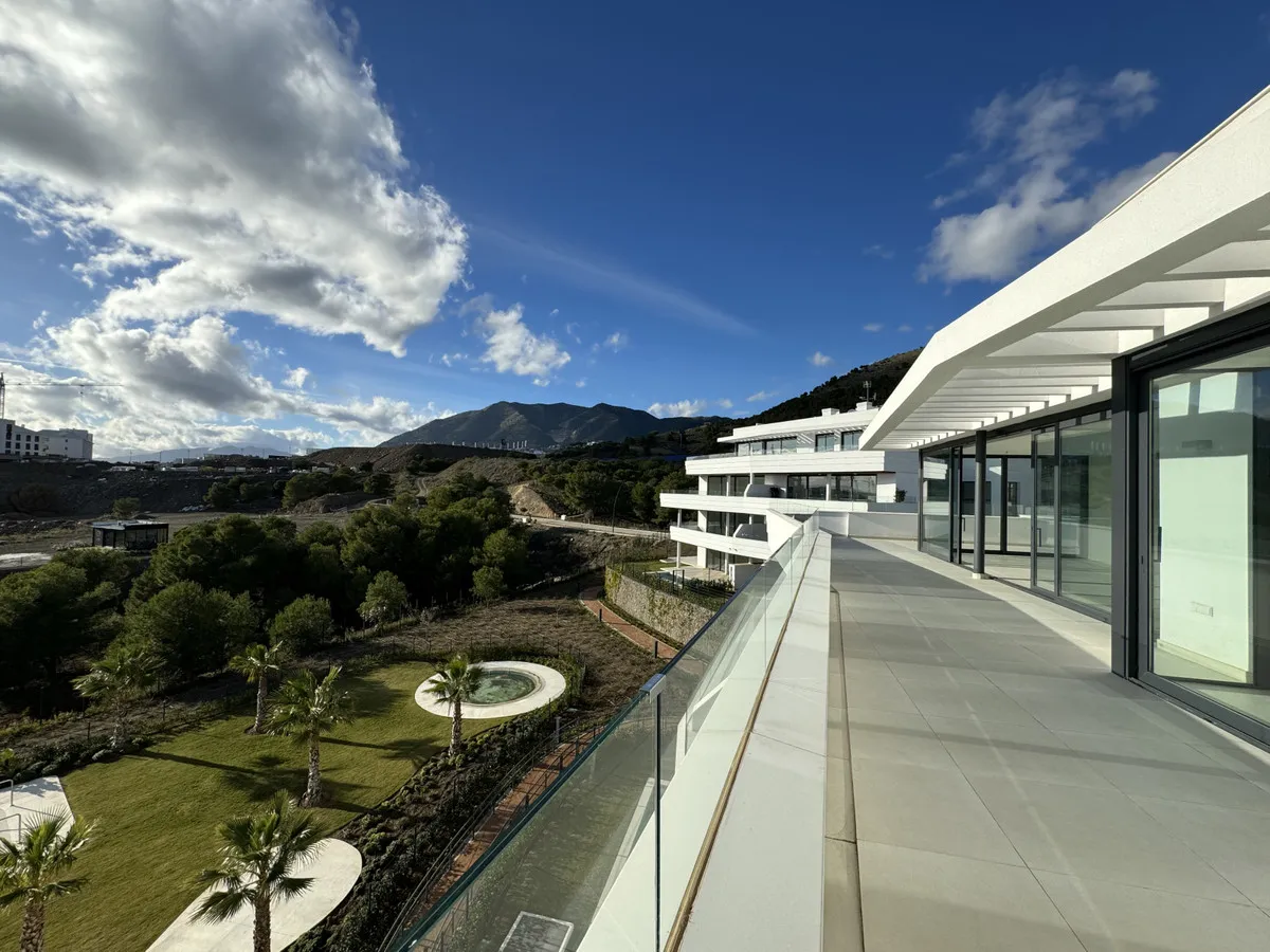 ec40799c-a0d1-49dd-ad4d-e61fcbaedb9d