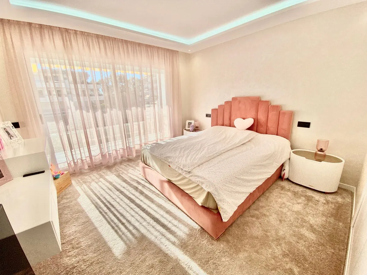 26d9634a-c7f5-4c68-9216-9f7b4c8461fa