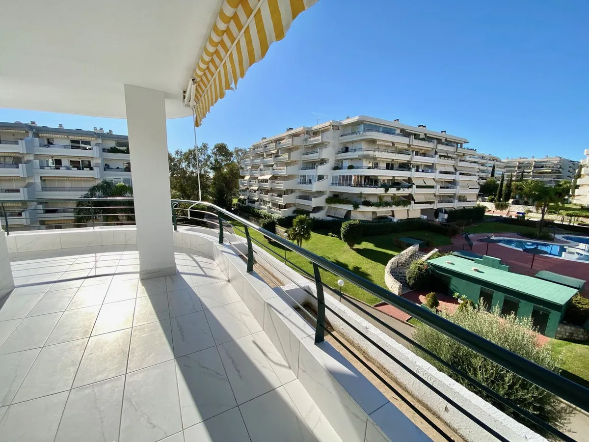 a8a303d3-6087-4472-a0d4-75e9c1312550