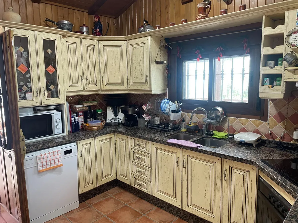 a6d1c5cc-247e-4630-a613-74fc96f9c41a