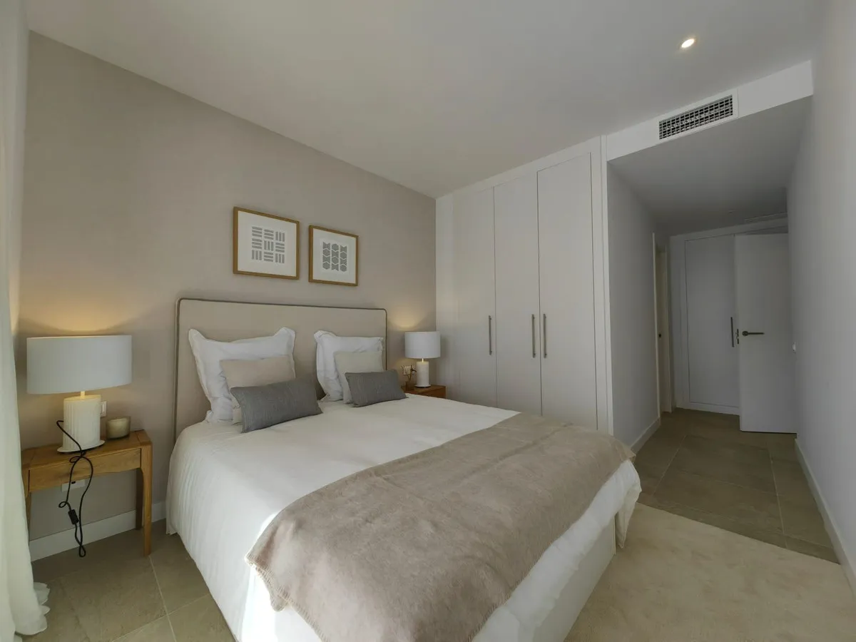 9bd9fb19-4222-4ade-a9b2-35a15b040664