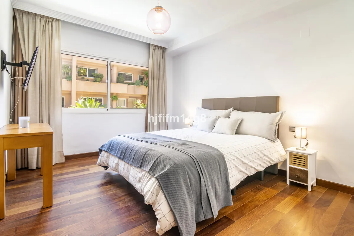 338cfb0a-9196-43dc-8a60-9365de1e39dc