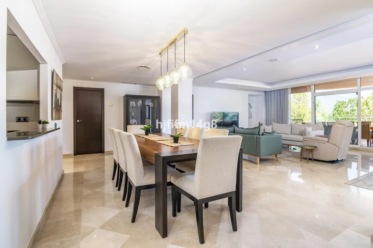 5367b215-6bab-4a1d-8ff1-63cd49ae3757