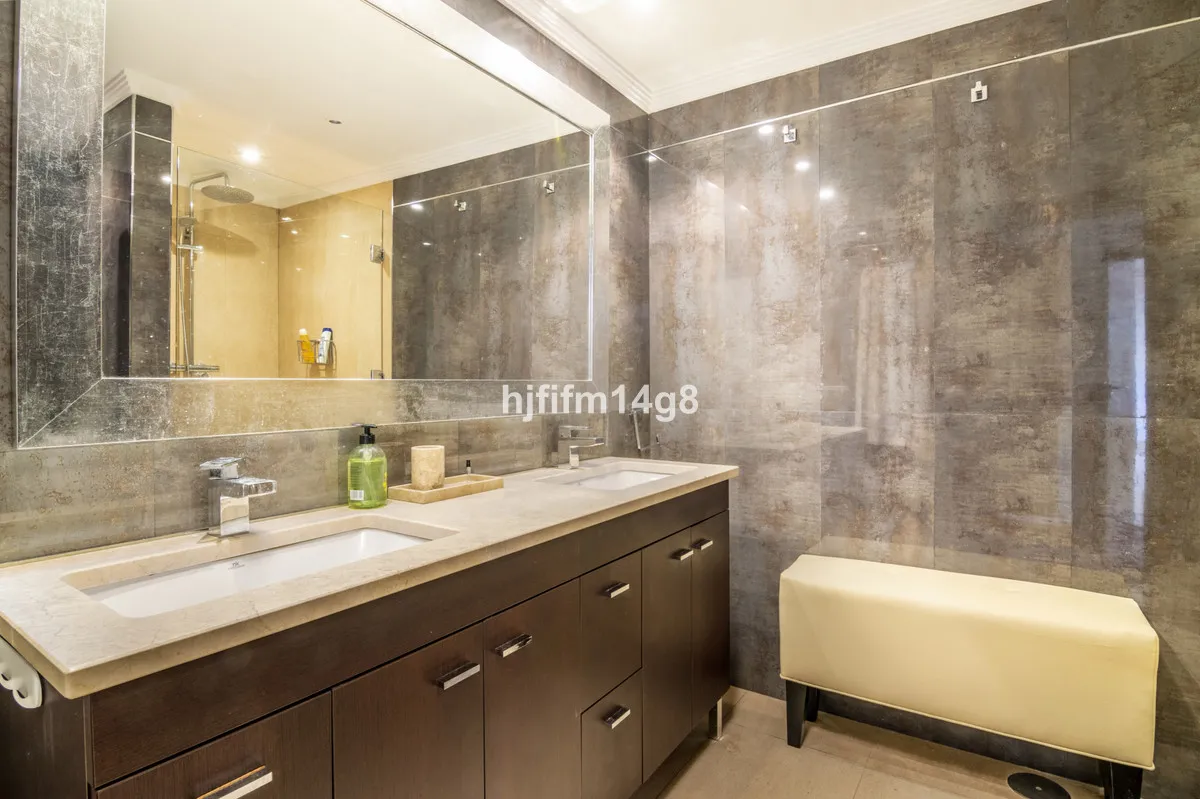 8d2d9c7e-1058-4bd6-8416-34e5ad4361c6