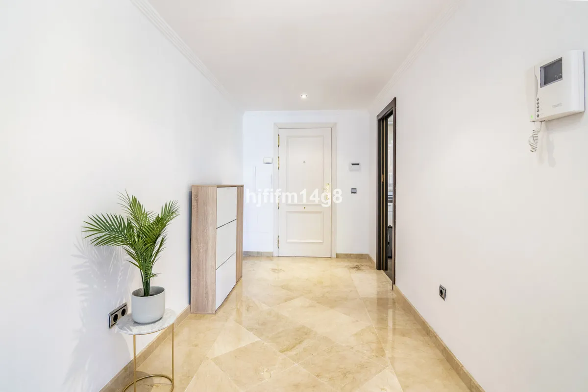 a52d5a2f-edcd-433b-9b6c-1b0e0993821b