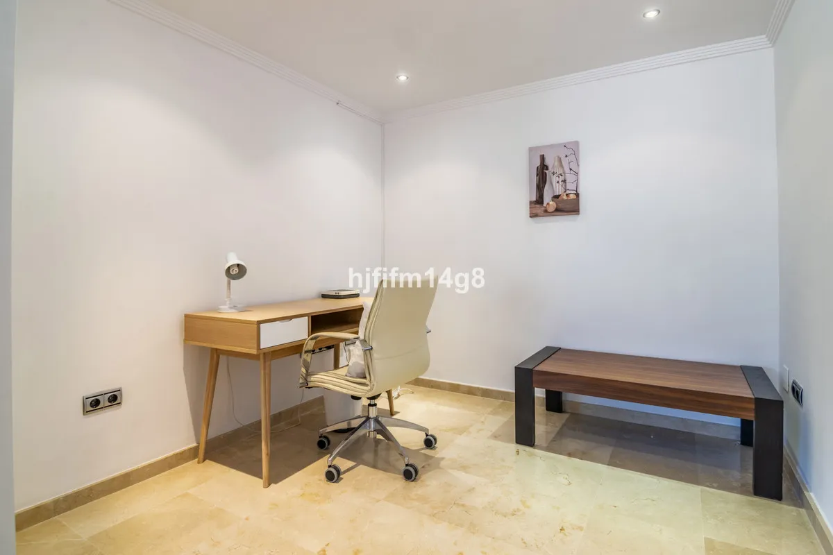 f79f2506-1c76-4e97-8831-d9de0262af86