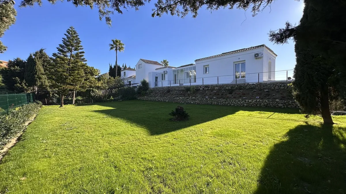 1b1adbfe-60e2-4fdf-bc69-8646ed2ce299