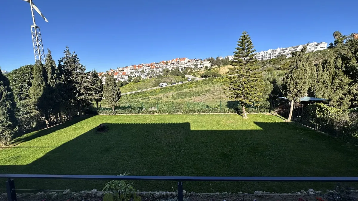 1bc3199e-45ea-4000-8d03-d390c94228c4