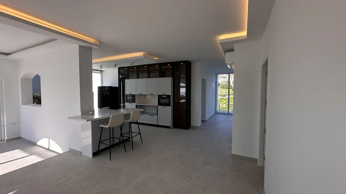 a532106d-affb-4017-a3cf-e0119ca63559