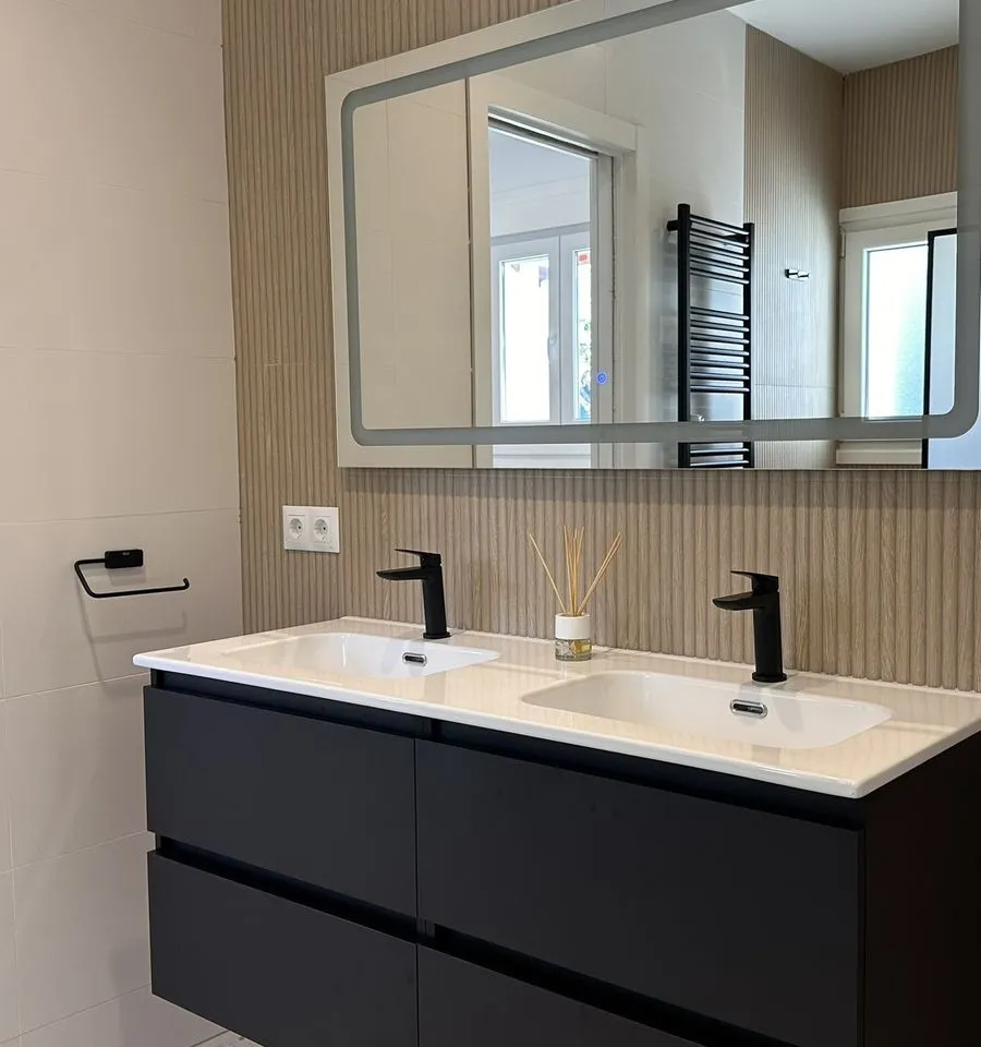 bb07b76f-5cde-46c4-a04d-d78b4b9cdbbc