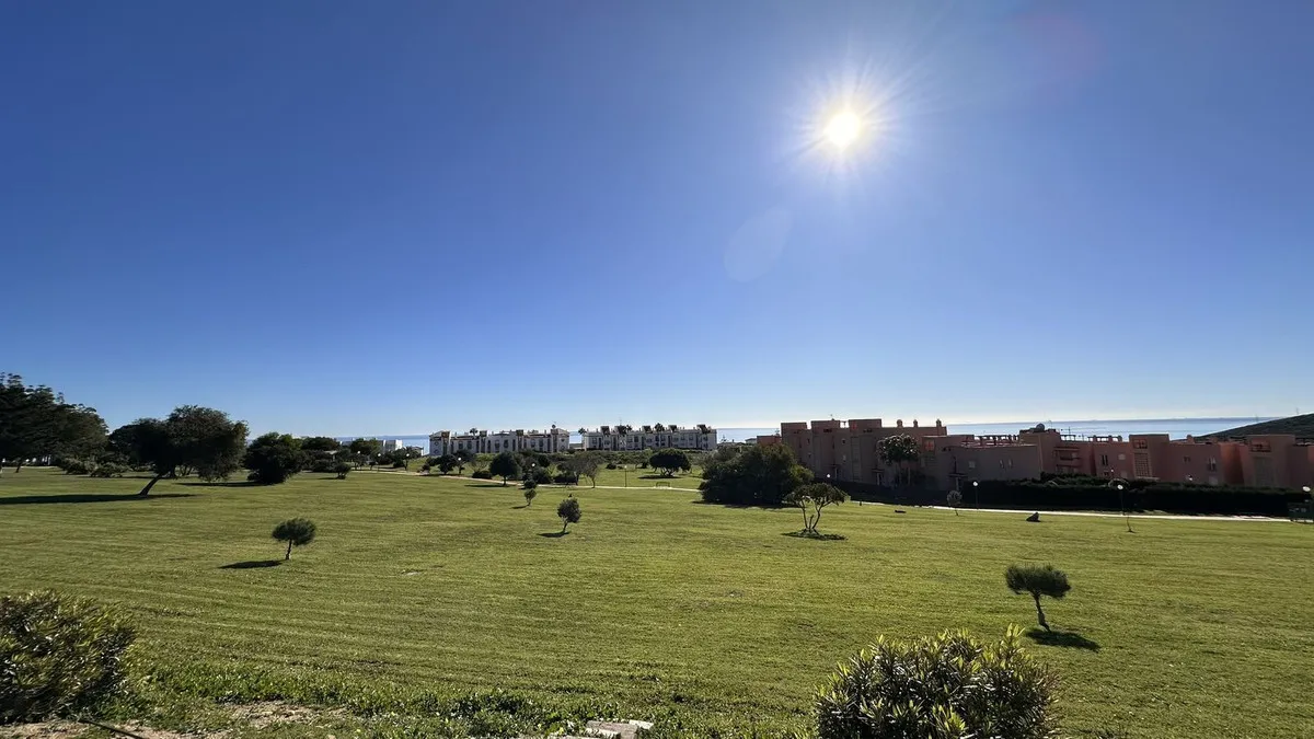 bb734041-32c5-43fc-a967-64889da82808