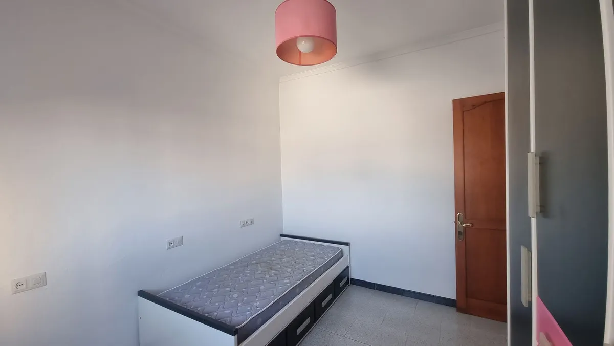 dcf2e74f-08b3-40c9-b65e-fc59b131189c