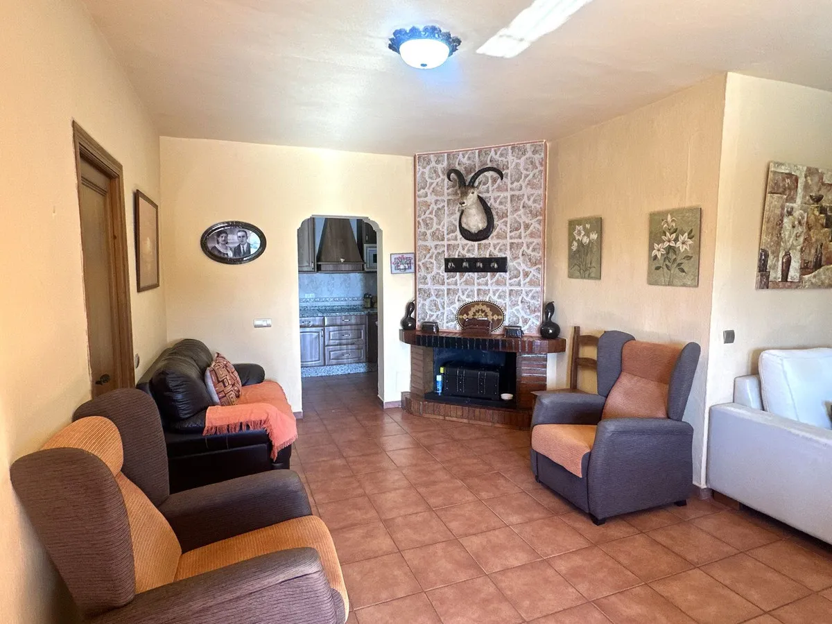 5686638e-7251-49f4-8ccd-4615028c18de