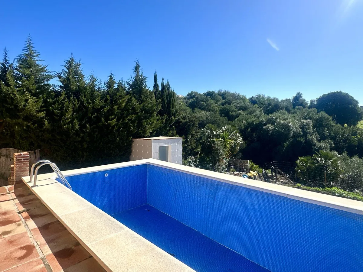 ec7b3435-5c02-4e9a-839d-f4bc08b14f01