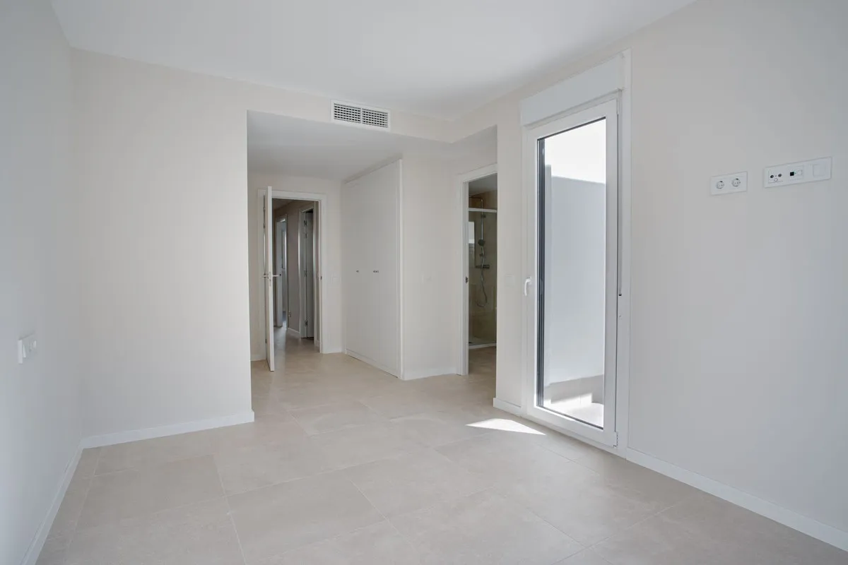 3334c592-f18f-4d8f-8299-b66a75897b5e