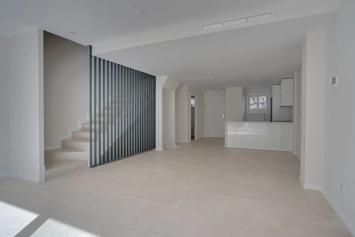 e37e9f54-eec3-4457-8784-2c862db77aef