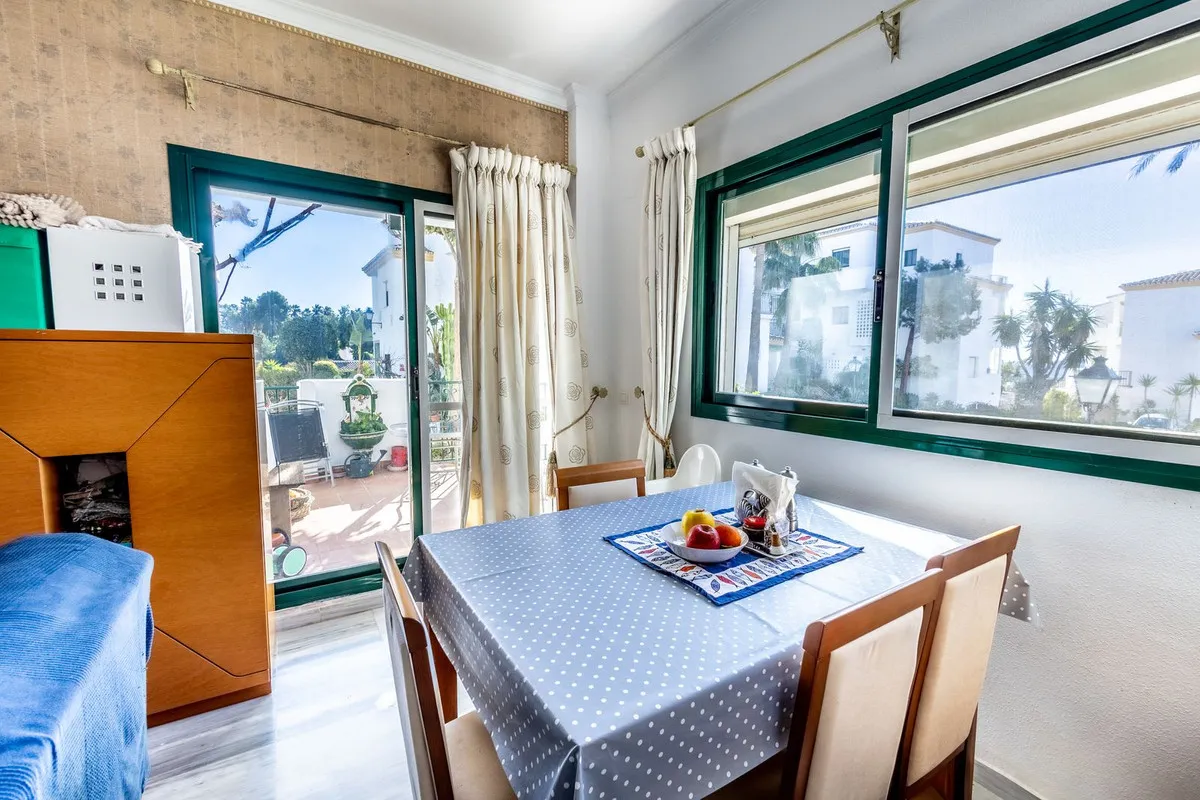 6402650b-ddda-4a47-a5d4-aeceb1a37d8a