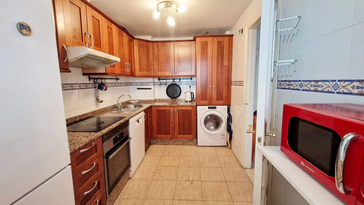 0201b23c-93fb-4c1d-b59c-e18ad80cbc16