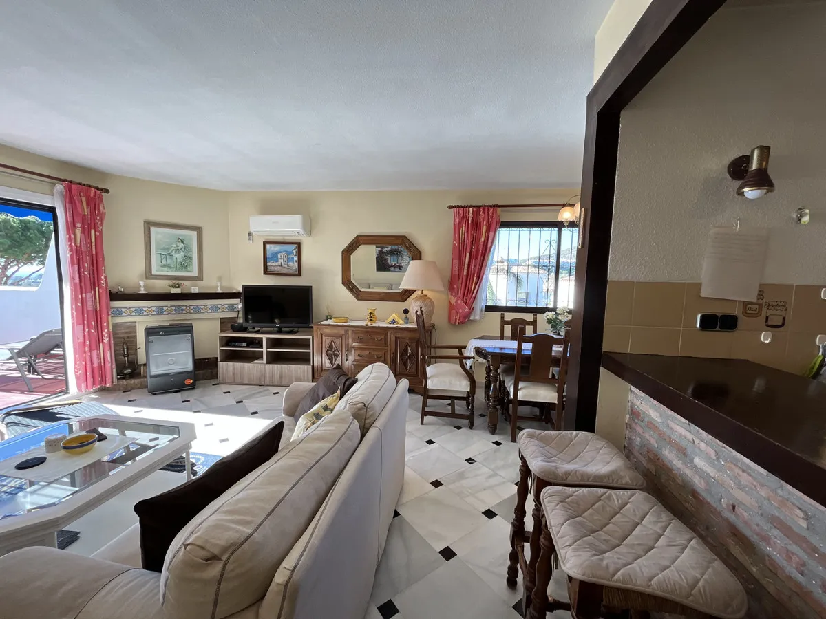 1e7dea08-69ef-4e7b-8d8a-12ace7159b3e