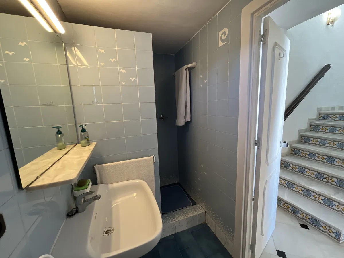 572d25cc-0682-4009-ace7-44f8d3d908a8