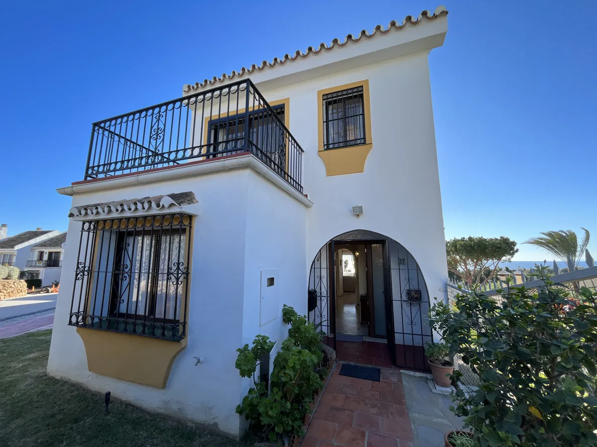 b4f5305a-5e30-4249-a1de-dc7ad9da4ee0