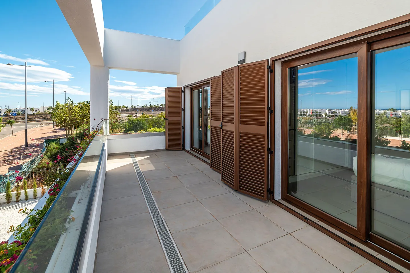 cb76dd96-2559-4902-9e1a-b0e6c0f62211