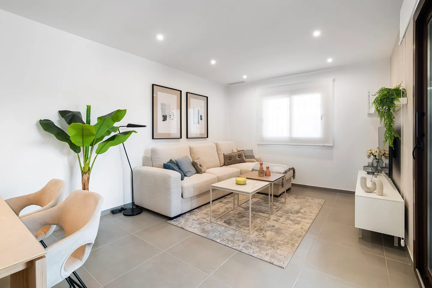 e20c3201-9e4b-4ecc-9b7c-590af5c3a810