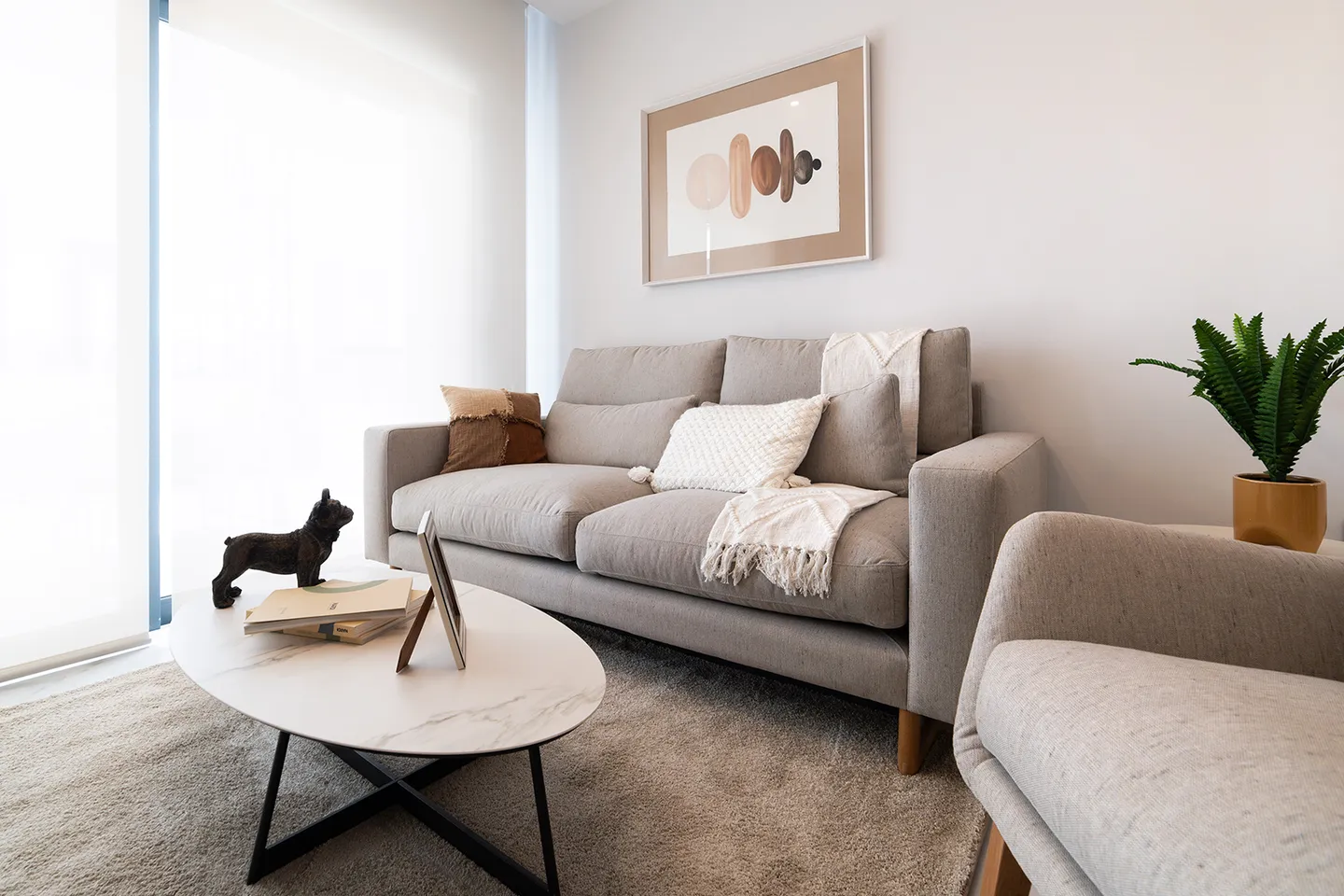 376b895e-e3e3-49c0-9aa2-0f957e78d85b