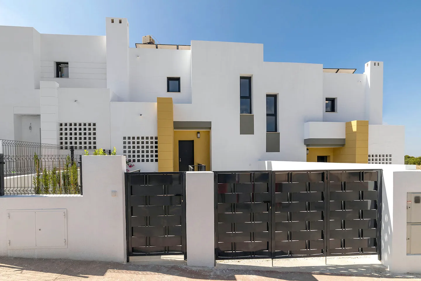 995461ff-b4f3-46e2-a4a0-fe1ec62b63cf