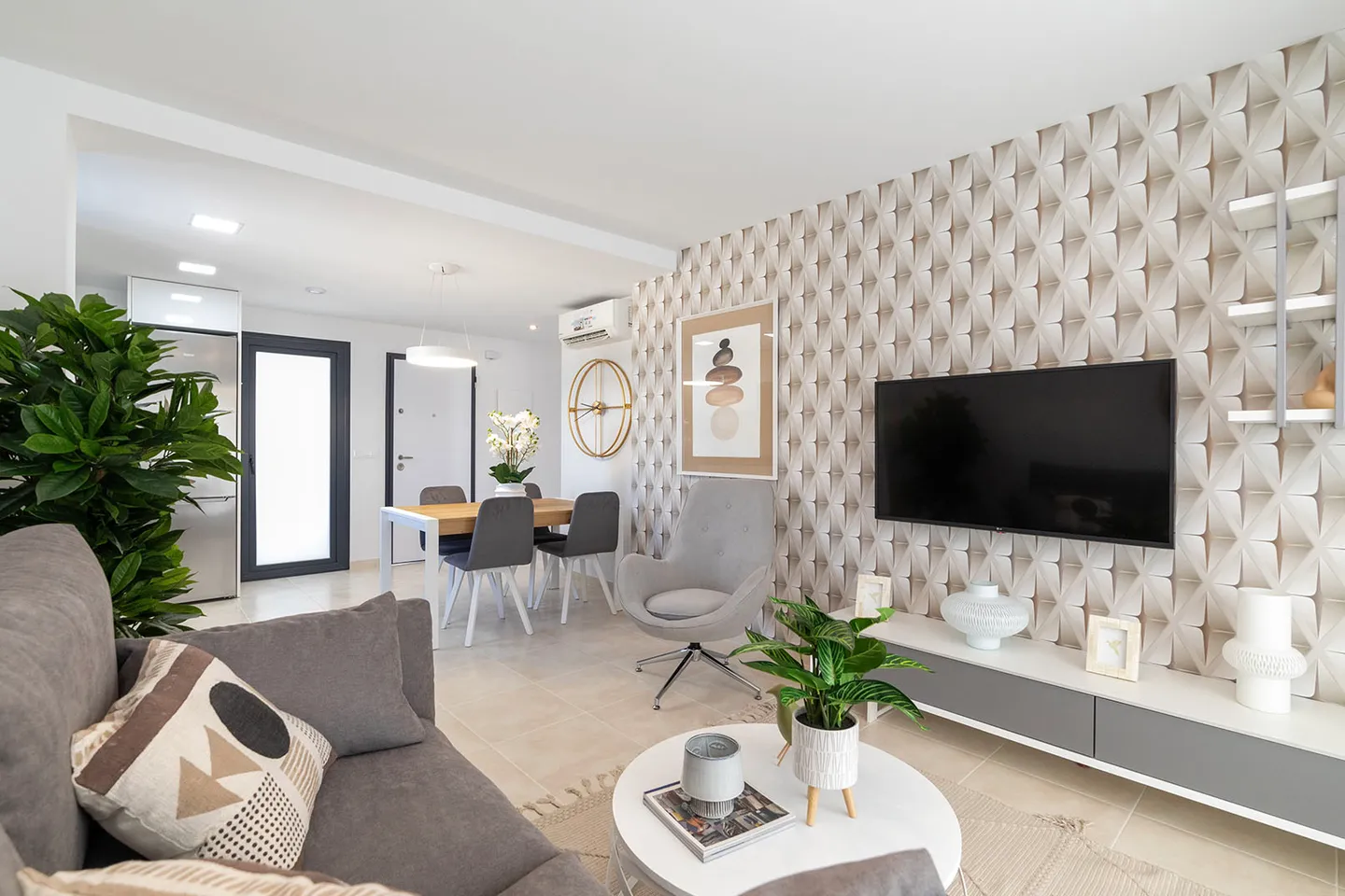 211dafcd-27c0-4160-9a45-09fc22d93243