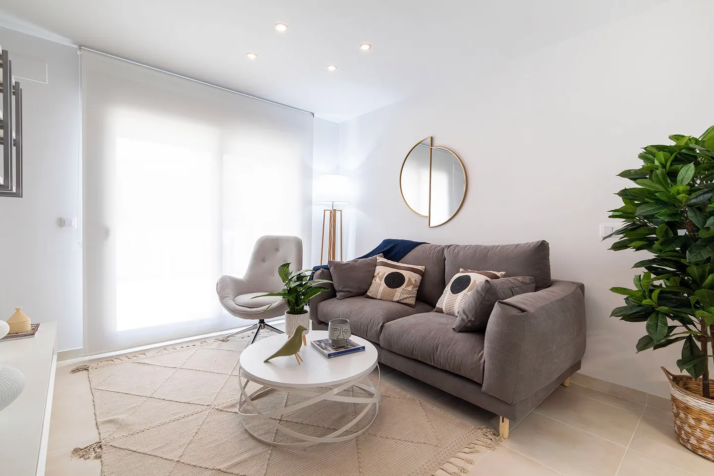 4dc8b26f-8bd7-422f-92d5-ad8424244ae3