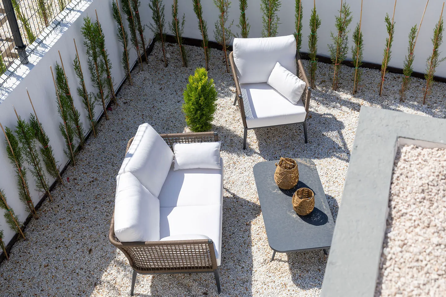 5b1b9462-c3b8-422e-b119-27c6f6523ce8