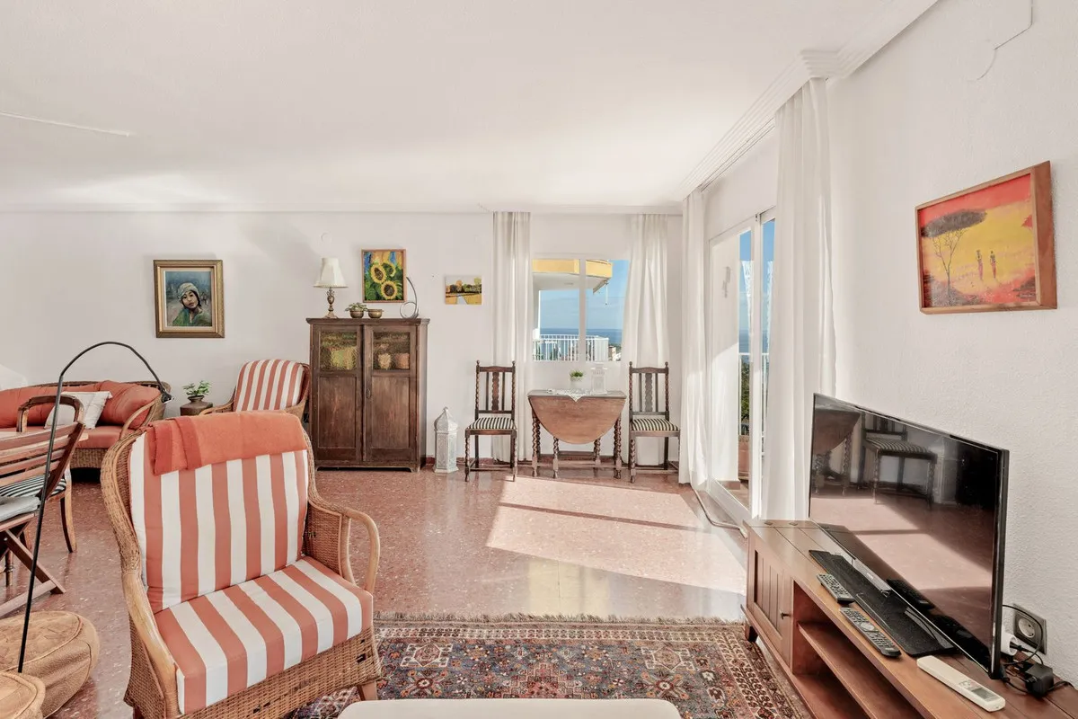 593751d1-63ae-4970-98da-2d04ba8bb6b0