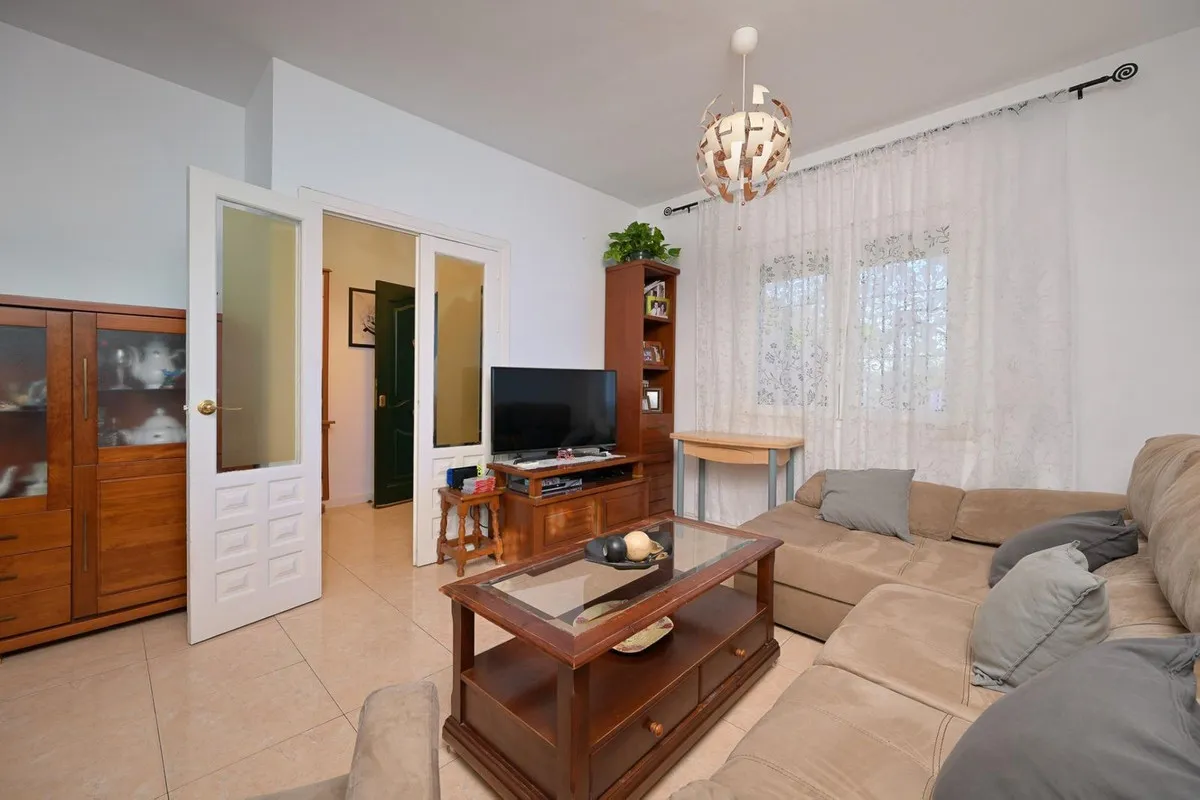 0407f1de-e9cc-4a82-a589-d004d7bfde7a