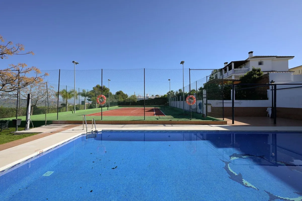 a7bb19f0-1b87-4187-8aac-535a4c65423c