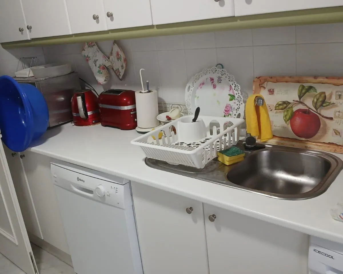 b56d9f35-0973-47d0-ac9d-62c765b9dafe