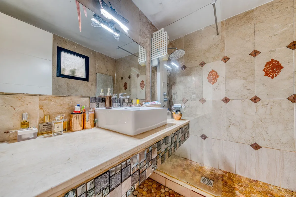 5977737d-8561-40ca-95f1-7a0c3a55595c