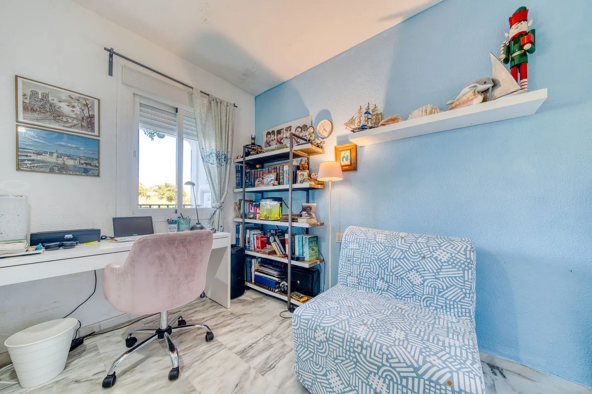 7a036ae1-d6fc-4f50-917e-8fab24f436a9