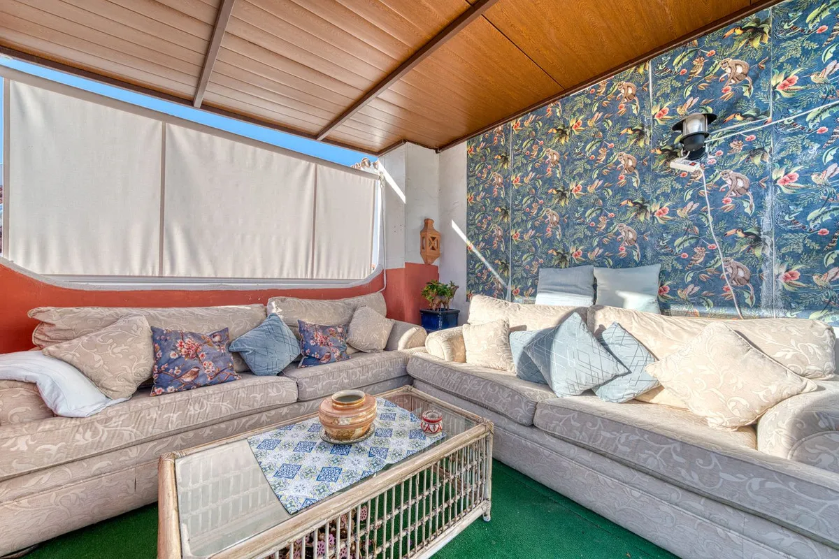 f93a89f6-991a-497d-852b-6613c971fd77