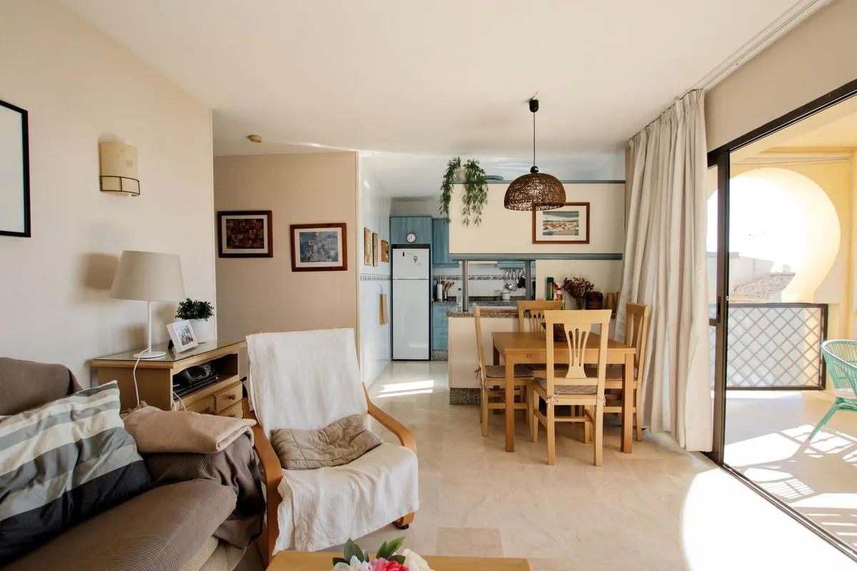 7038d8f9-055b-4bdb-ba3b-2fd82122b139