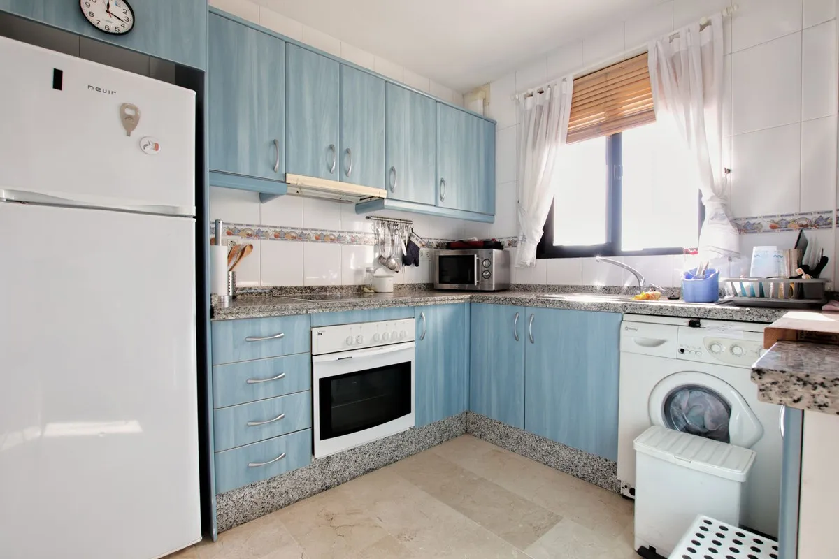 cf75938a-6ece-453a-9f58-03cfe6b0b1ae