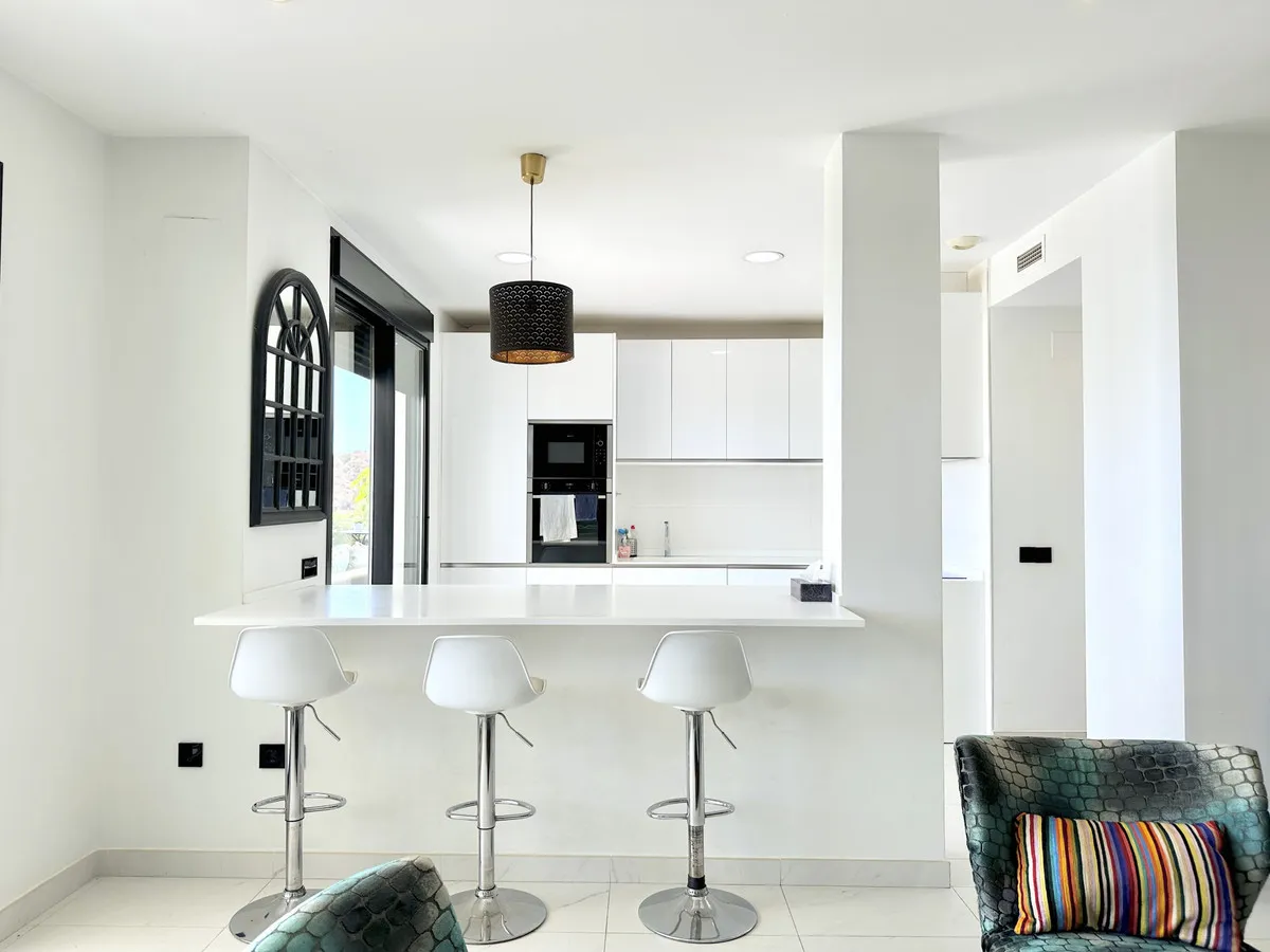 e9c51363-342e-473a-9276-257304220aa7