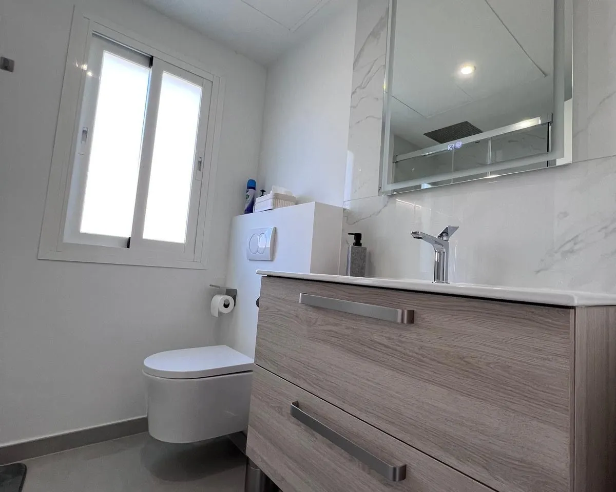 0d59d004-fd5a-424a-964c-aa721bdbd2e4