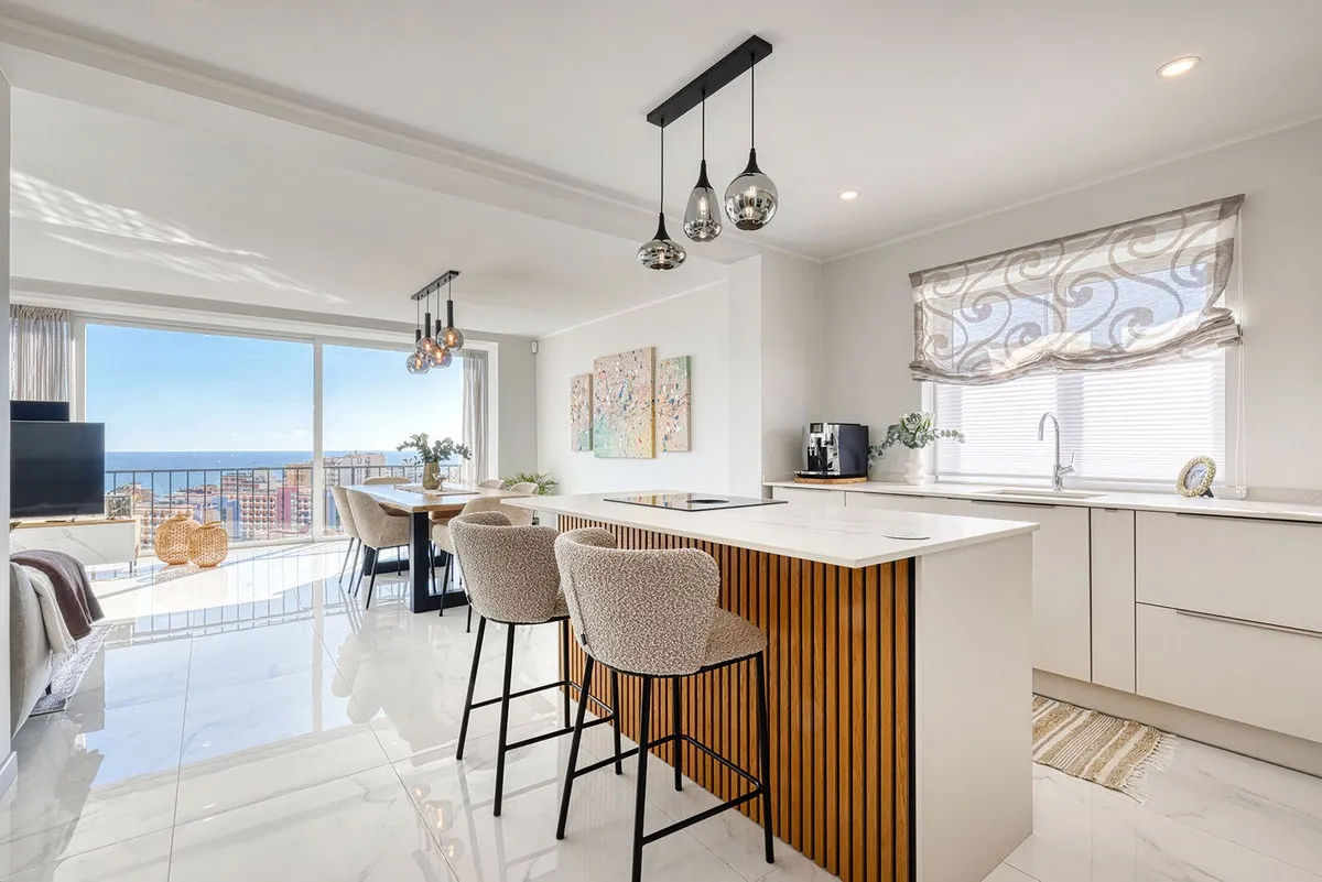 896bf10a-44e6-4ce5-be8a-d208479ccfd9